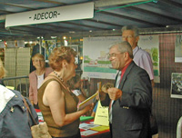adecor200